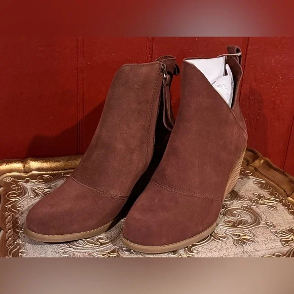 New With Tags Toms Brown Wedge Boots - Picture 3 of 9